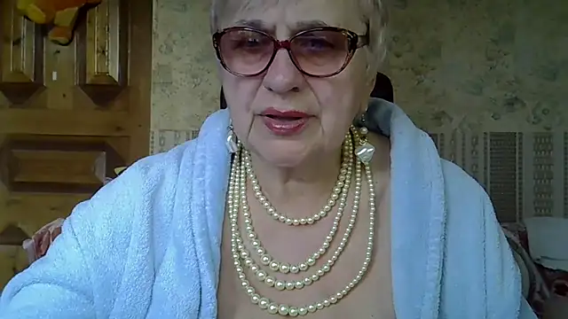 SweetCherry27 online show from April 2026 04:08:01 PM