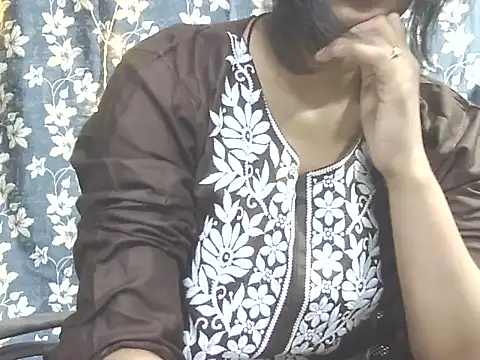 Supriya201 online show from June 2026 02:52:01 PM