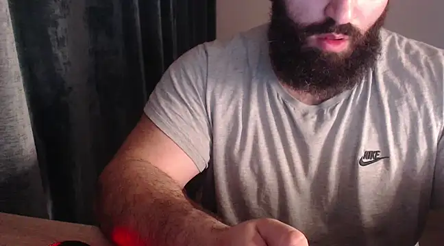 hugemachohandsome online show from February 2025 10:31:02 PM