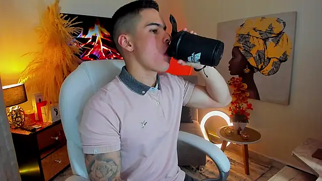 Matias Murrier online show from January 2025 12:05:02 PM