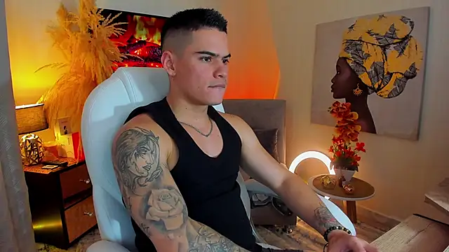 Matias Murrier online show from February 2025 04:56:02 PM