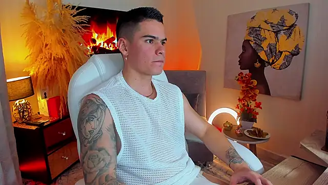 Matias Murrier online show from March 2025 02:42:02 PM