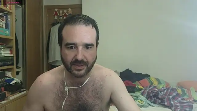 curiosillo83 online show from October 2025 02:51:02 AM