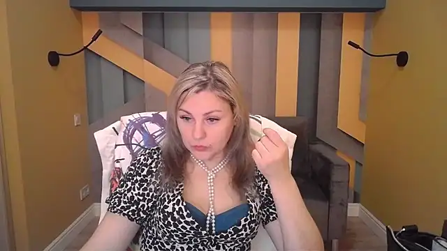 Candy Long online show from December 2025 06:29:02 AM