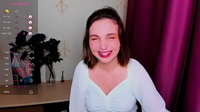 KindHazelHere  online show from September 2025 05:13:01 PM