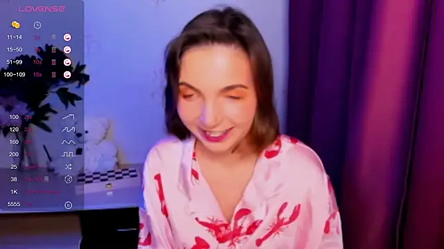 KindHazelHere  online show from December 2025 03:27:02 PM