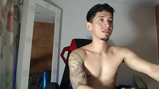 stevenSEX123 online show from July 2026 06:33:01 PM