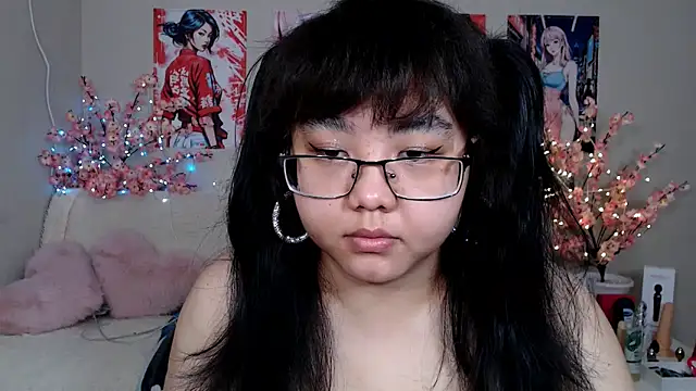 Snapshot of Moertomlly chatting on April 2026 03:48:02 AM Moertomlly online show from April 2026 03:48:02 AM