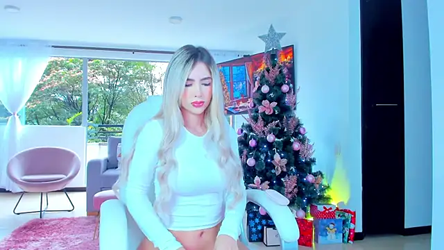 Sophi Jonnes online show from December 2024 01:11:02 PM