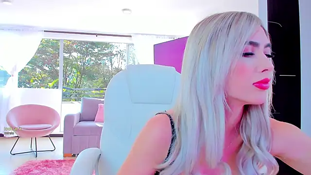 Sophi Jonnes online show from January 2025 01:00:02 PM