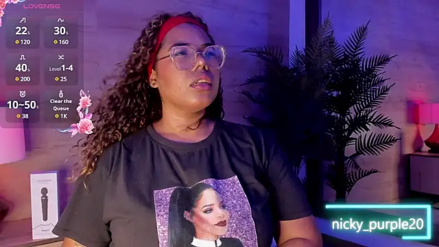  nickypurple  online show from February 2025 12:11:02 PM