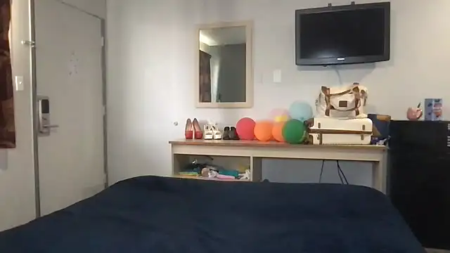 TiffaneyLove online show from March 2026 07:14:02 PM