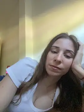 magiu96 online show from April 2026 06:09:01 PM