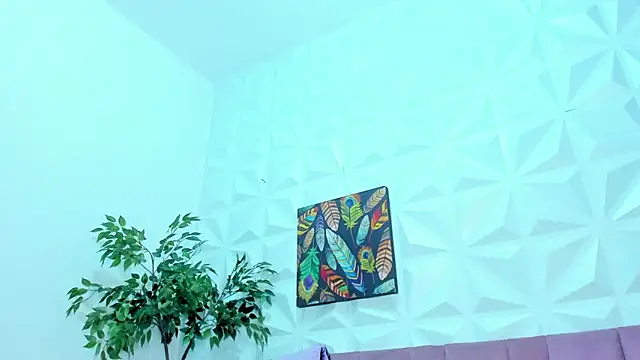 Hellen Sky online show from February 2025 07:14:01 PM