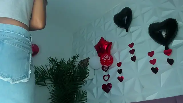 Hellen Sky online show from March 2026 07:09:01 PM