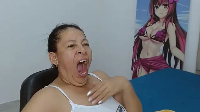 mature martina online show from March 2026 09:04:01 AM