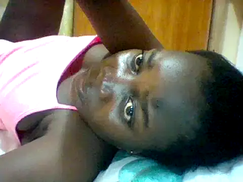 Snapshot of Alessandrajenna chatting on February 2025 09:59:01 PM Alessandrajenna online show from February 2025 09:59:01 PM