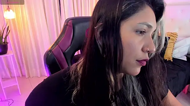 BonnieBad01 online show from February 2025 06:09:01 PM