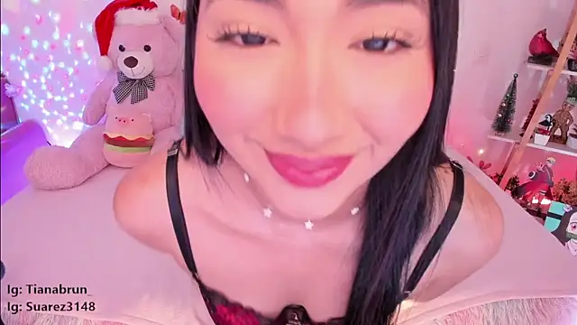 Zara uwu  online show from January 2025 11:18:02 AM