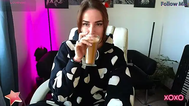 xx adrihanna xx online show from March 2025 06:24:01 AM