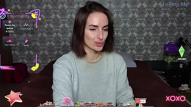 xx adrihanna xx online show from October 2025 03:22:01 PM