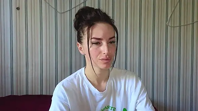 xx adrihanna xx online show from June 2026 06:14:01 AM