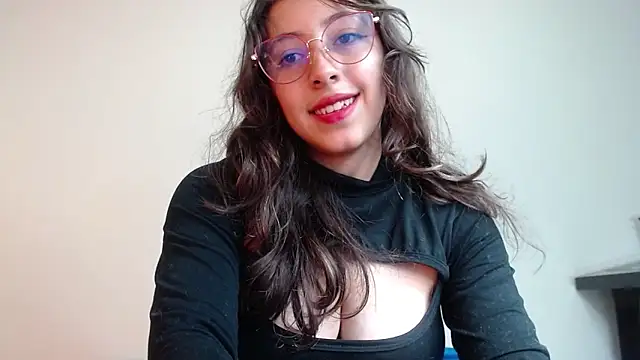 Snapshot of kute_Aliz chatting on March 2025 01:56:02 AM kute Aliz online show from March 2025 01:56:02 AM