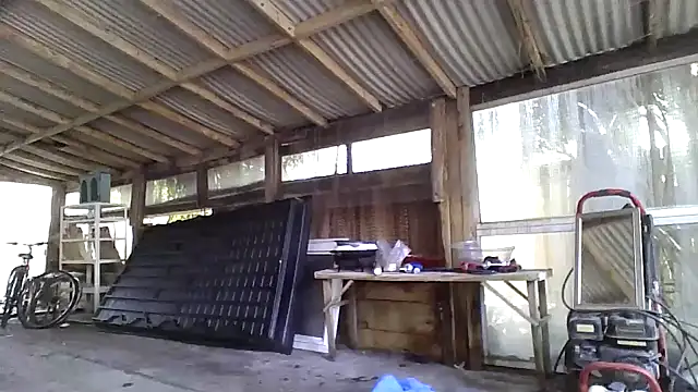 spundarella420 online show from April 2026 04:20:01 PM