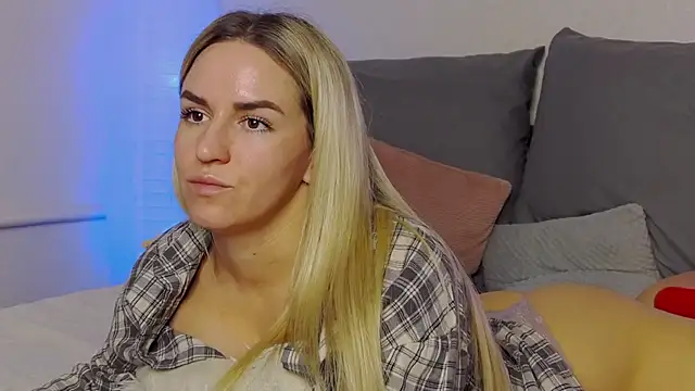 SofiJames online show from December 2024 09:17:02 AM