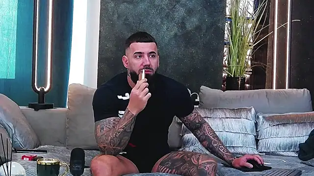 masterkingofmusclee online show from February 2025 06:34:01 AM