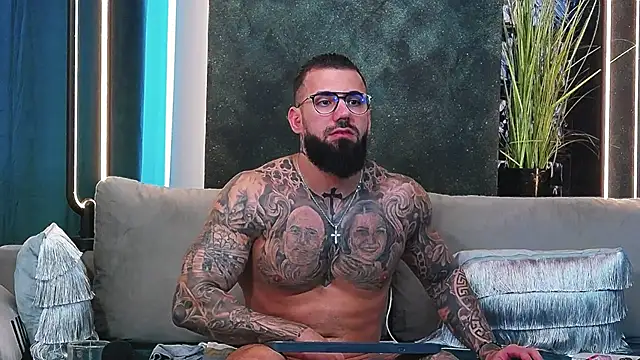 masterkingofmusclee online show from March 2025 02:08:02 PM