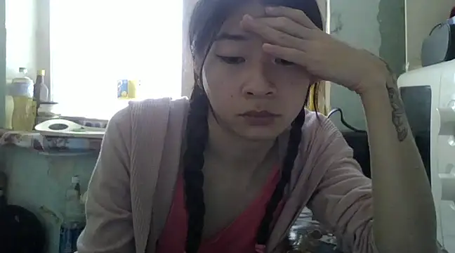 CarlyJoy online show from February 2025 10:30:01 AM