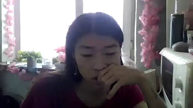 CarlyJoy online show from October 2025 08:13:01 AM