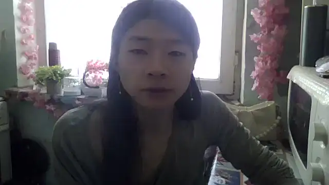 CarlyJoy online show from November 2025 07:21:02 AM