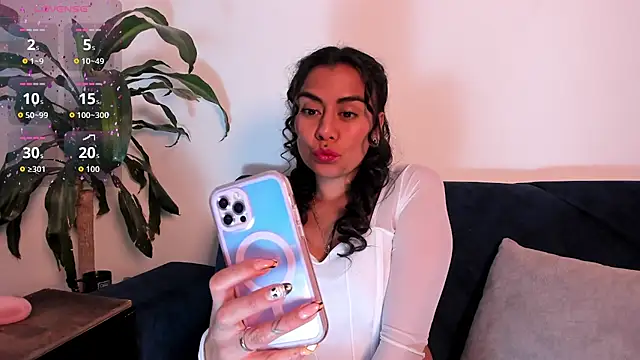 im amber online show from November 2025 01:44:02 PM