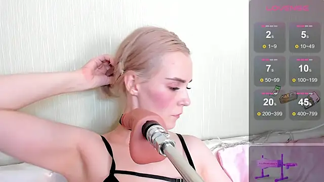 Kaya Devis online show from February 2025 07:55:02 AM