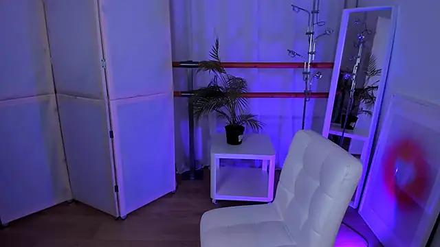 Mira  Blush online show from January 2025 08:32:01 PM