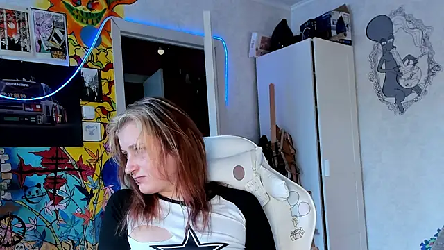 Sunny Mouse  online show from March 2025 12:51:01 PM