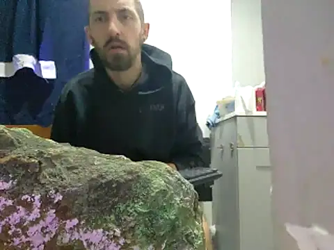 Bi curious86 online show from February 2026 09:11:02 PM