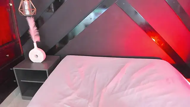 dark gotica online show from January 2025 12:49:01 AM