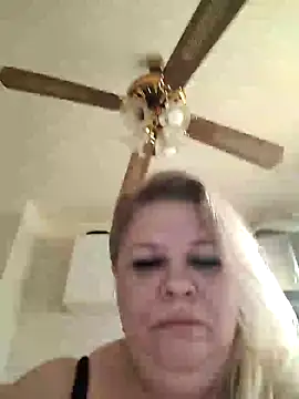 AriannaMilf online show from December 2025 10:24:02 AM