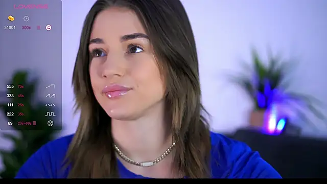 Snapshot of AishaCarter chatting on September 2025 07:59:01 PM AishaCarter online show from September 2025 07:59:01 PM