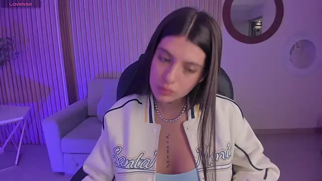 Snapshot of AlessiaCorleone_ chatting on January 2025 10:39:01 PM AlessiaCorleone online show from January 2025 10:39:01 PM