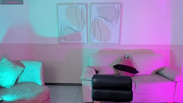 Snapshot of AlessiaCorleone_ chatting on January 2025 08:49:02 PM AlessiaCorleone online show from January 2025 08:49:02 PM