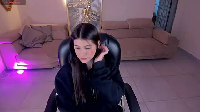 Snapshot of AlessiaCorleone_ chatting on March 2025 03:53:02 PM AlessiaCorleone online show from March 2025 03:53:02 PM