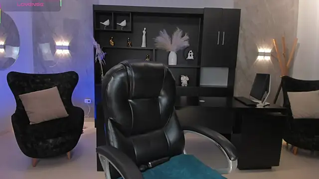 AmyWalker  online show from March 2025 10:22:02 AM