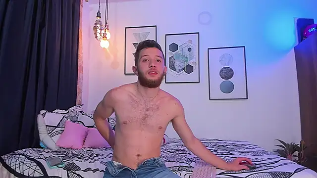 Juan Castano online show from December 2024 11:39:02 AM