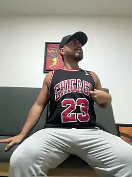 Juan Castano online show from February 2025 11:16:01 PM