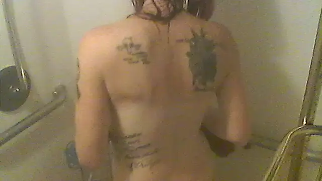 Snapshot of 4EyedSluttyGinger chatting on January 2026 05:13:02 AM 4EyedSluttyGinger online show from January 2026 05:13:02 AM