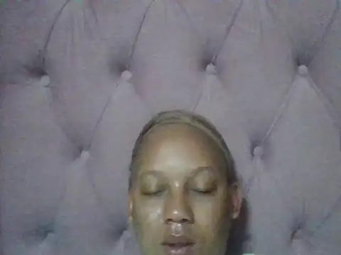 ShooingBunch online show from October 2025 02:31:01 AM